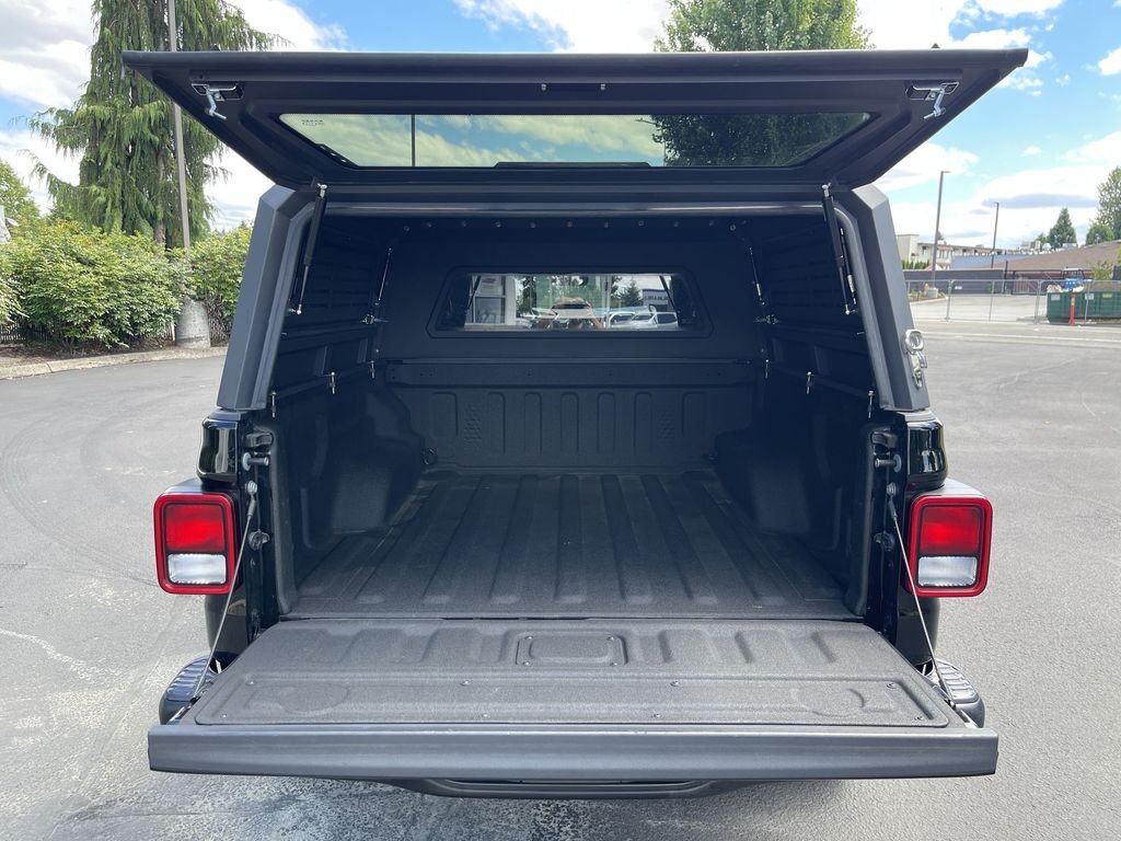 Used 2023 Black Jeep Rubicon image 26