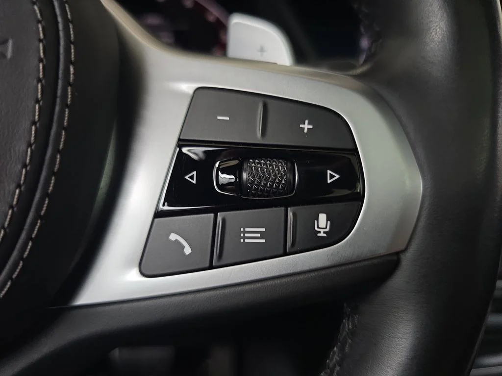 Used 2020 Manhattan Green Metallic BMW M50i image 21
