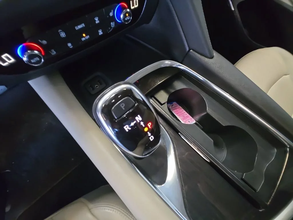 Used 2018 Includes Spectra Gray lower exterior accent color. Buick Premium image 24