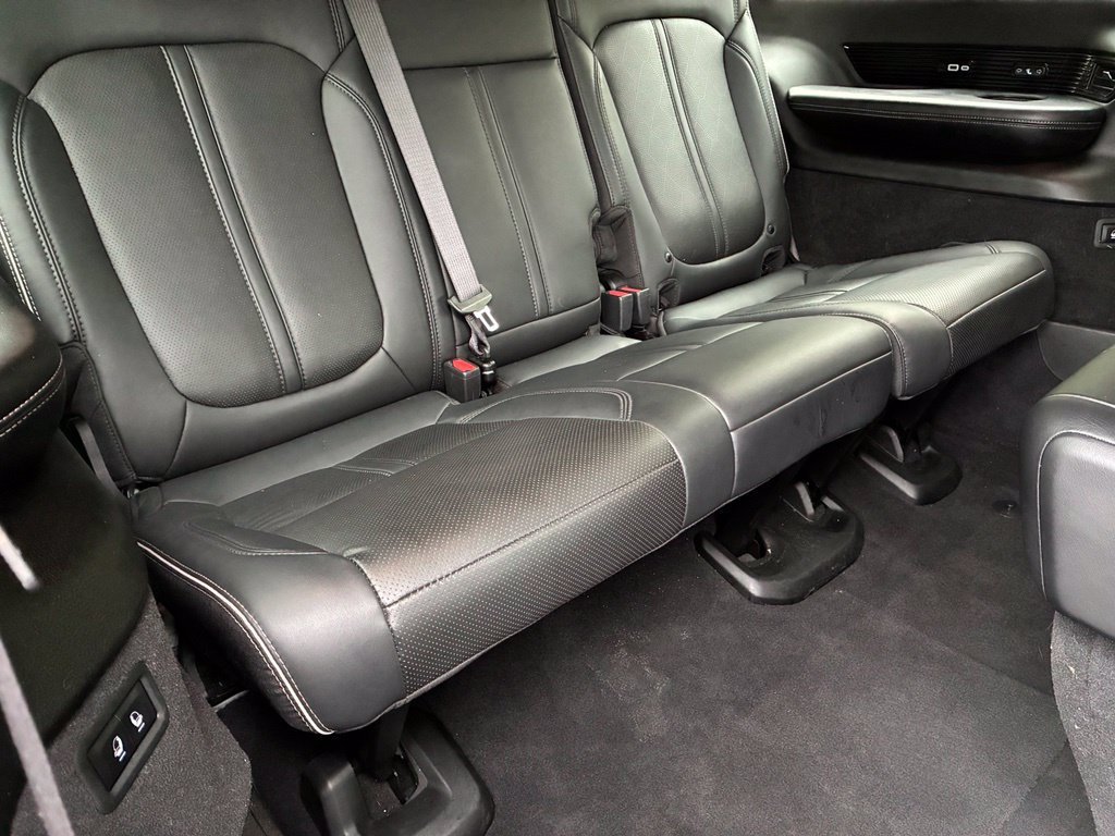 Used 2024 White Jeep Series II image 19