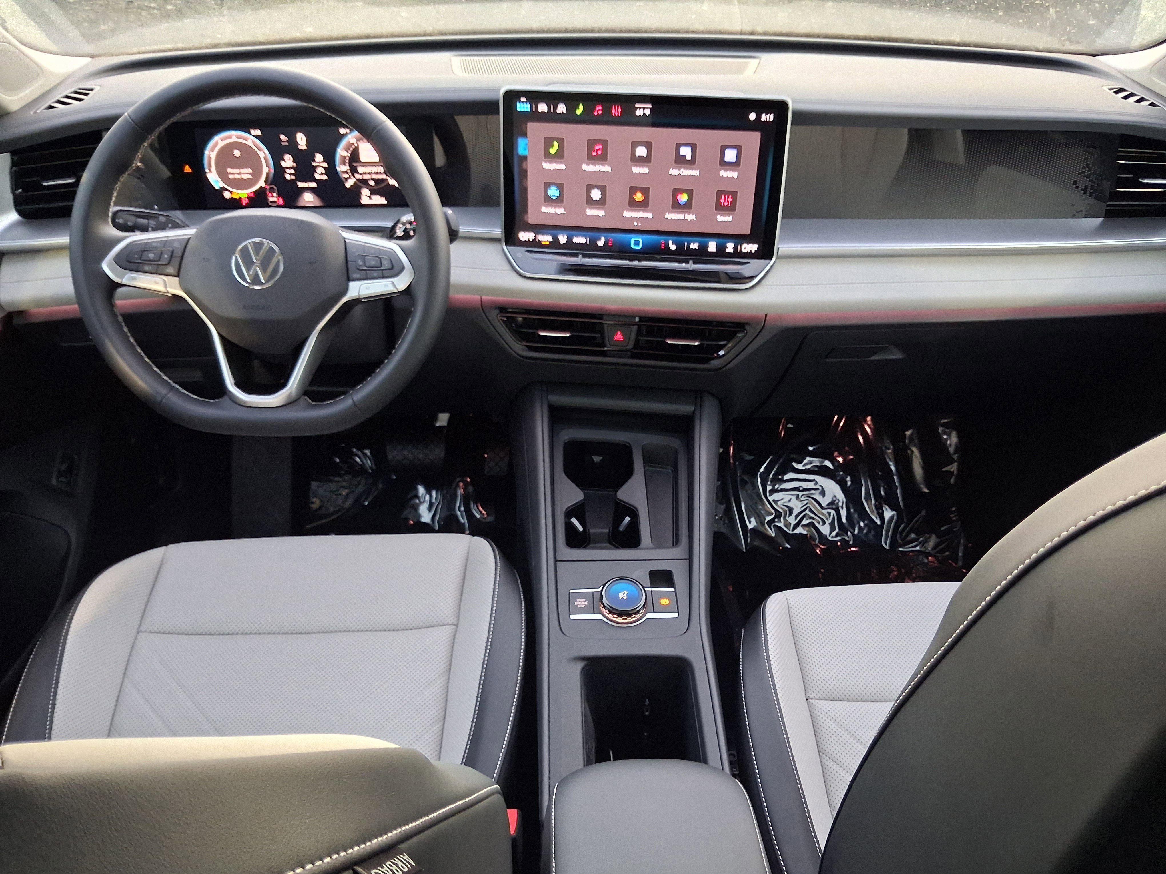 New 2026 Black Volkswagen 2.0T SE image 6