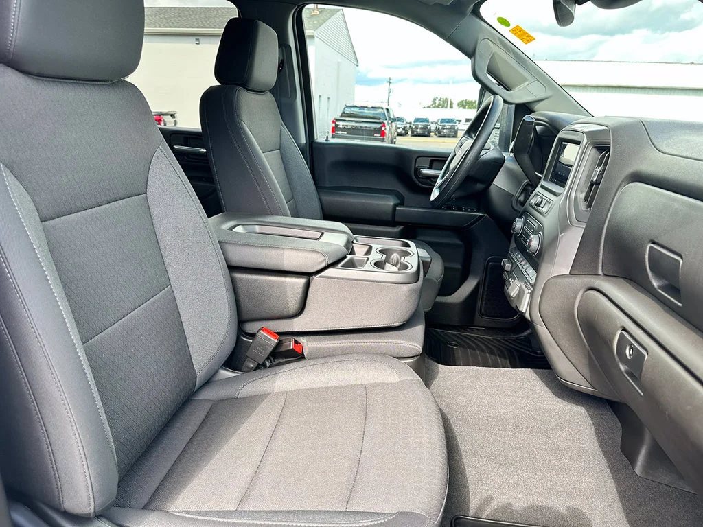 Used 2026 Summit White Chevrolet Custom image 19