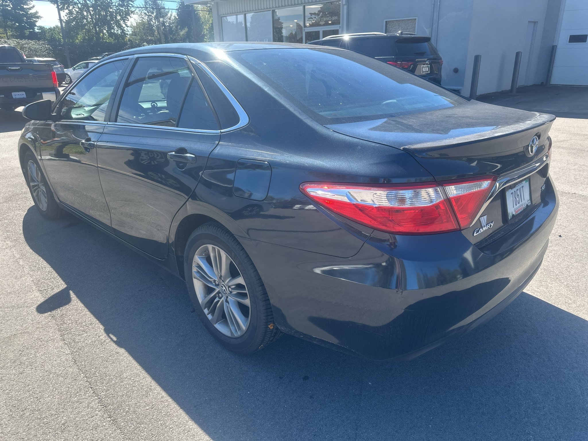 Used 2015 Cosmic Gray Mica Toyota SE image 5