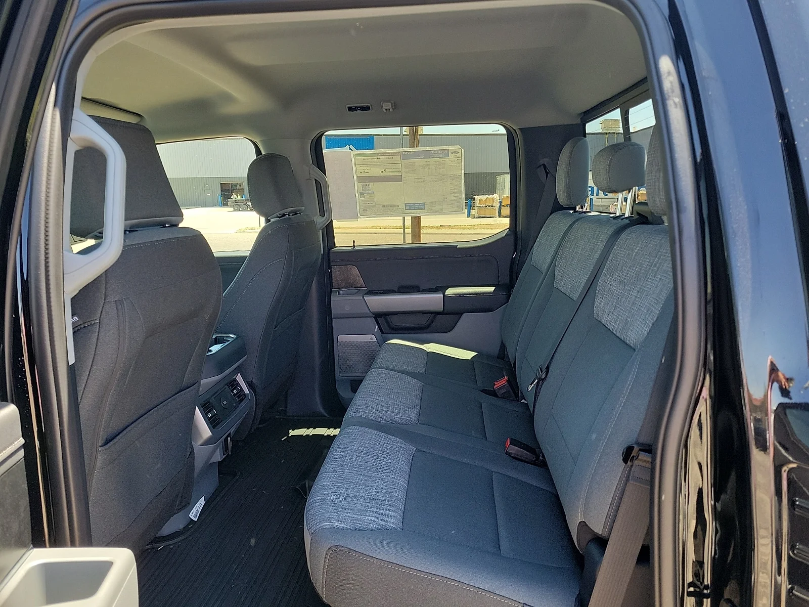 New 2026 Agate Black Metallic Ford F-250&reg; XLT image 9