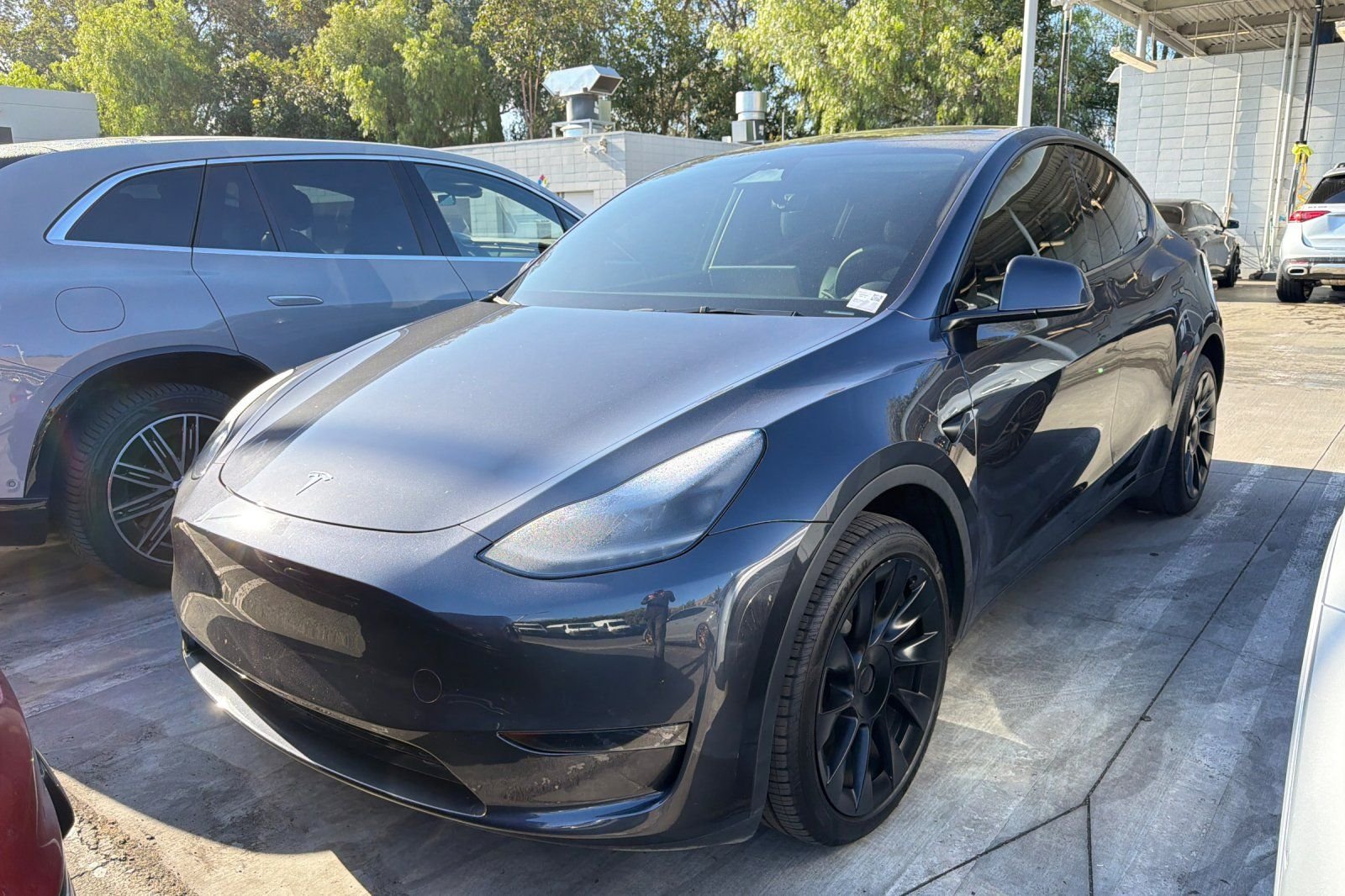 Used 2024 Tesla Model Y Long Range with VIN 7SAYGDEE8RA223668 for sale in Laguna Niguel, CA
