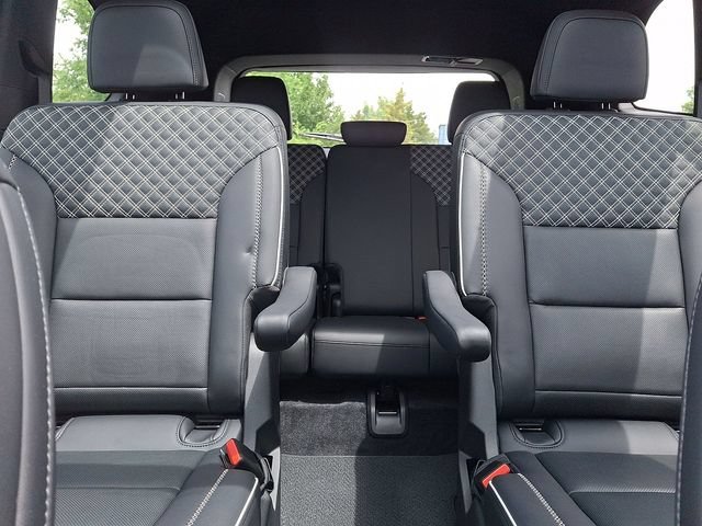 Used 2024 Ebony Twilight Metallic GMC Denali image 13