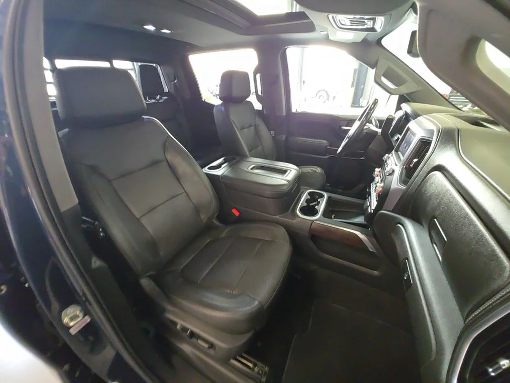 Used 2019 Blue GMC SLT image 30