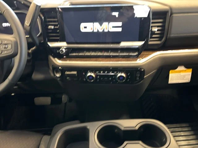 New 2026 White GMC Elevation image 12