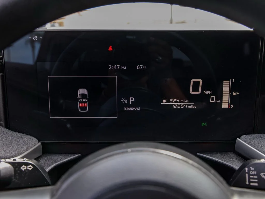 Used 2025 Gray Nissan SV image 27