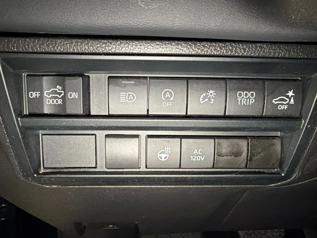 Used 2024 Blueprint Toyota Platinum image 18