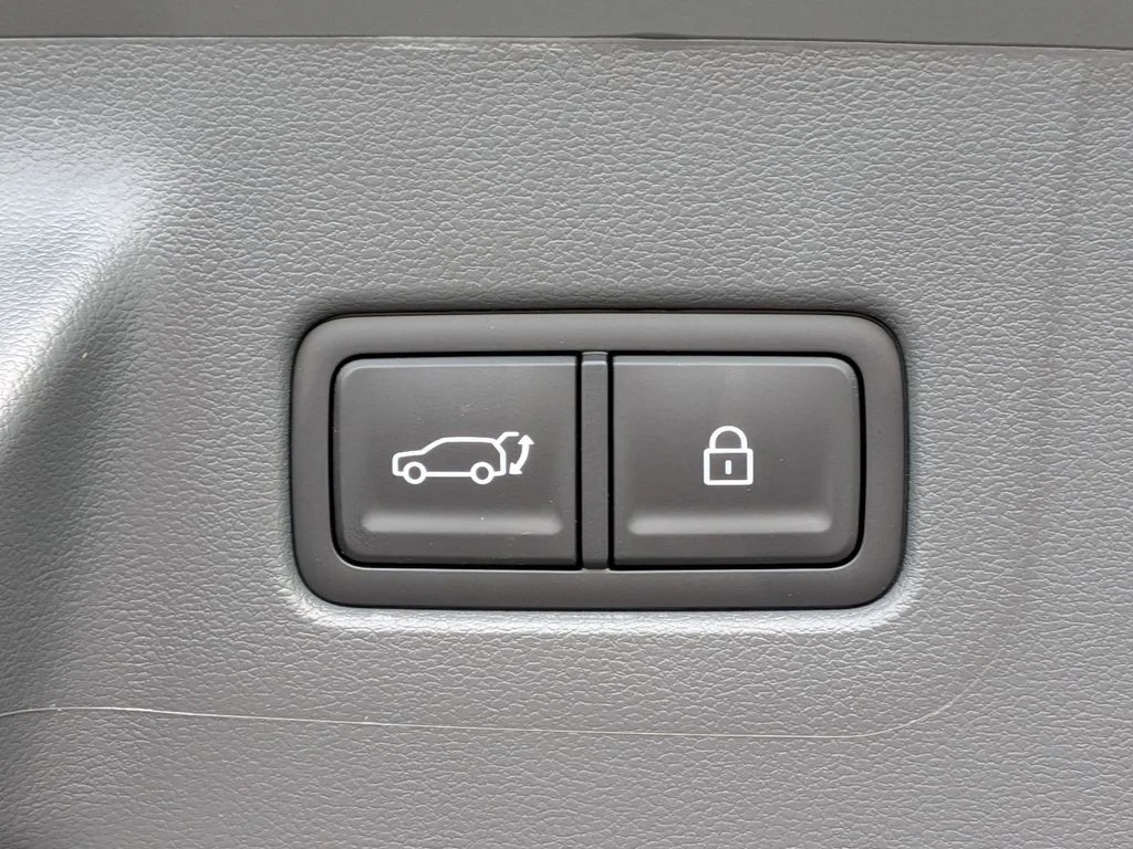 New 2026 Gray Hyundai SEL image 28