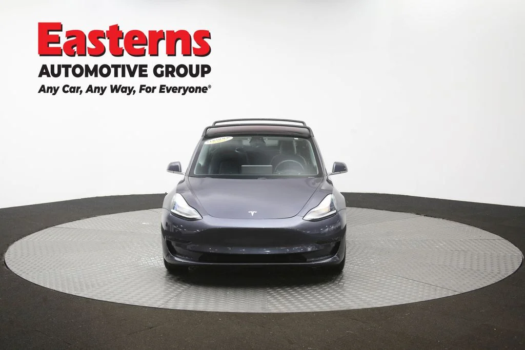 Used 2018 Gray Tesla Long Range image 46