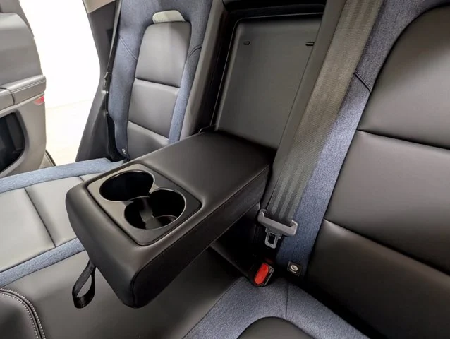 New 2026 Carbonized Gray Metallic Ford Outer Banks image 43