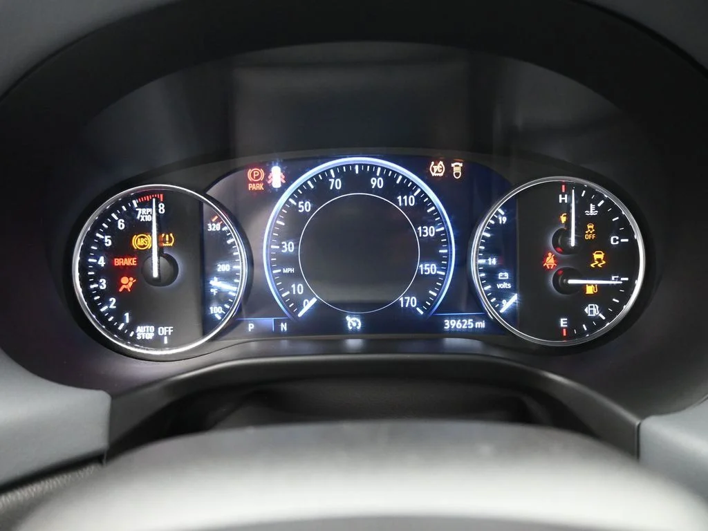 Used 2024 White Buick Premium Group image 14