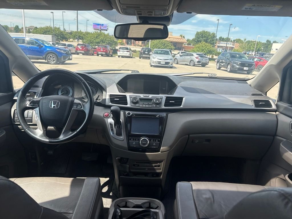 Used 2016 Gray Honda EX-L image 34