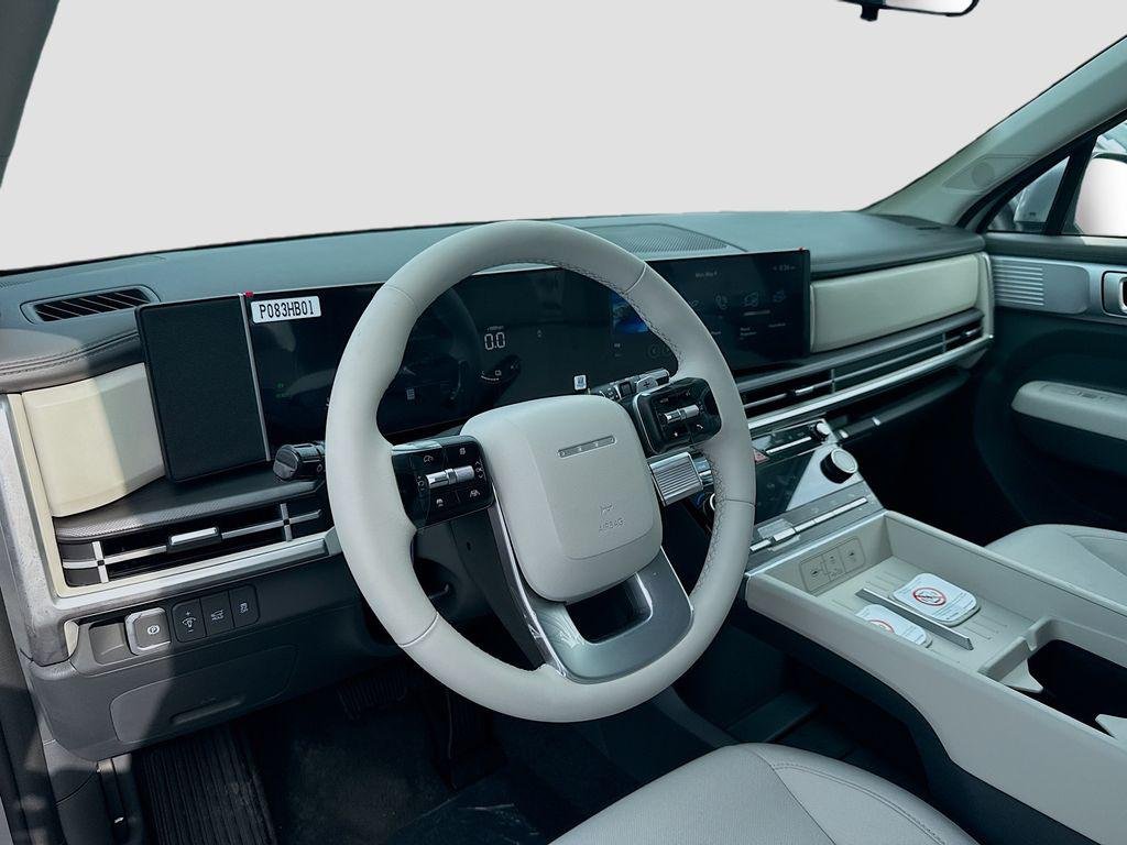 New 2026 Shimmering Silver Hyundai SE image 7