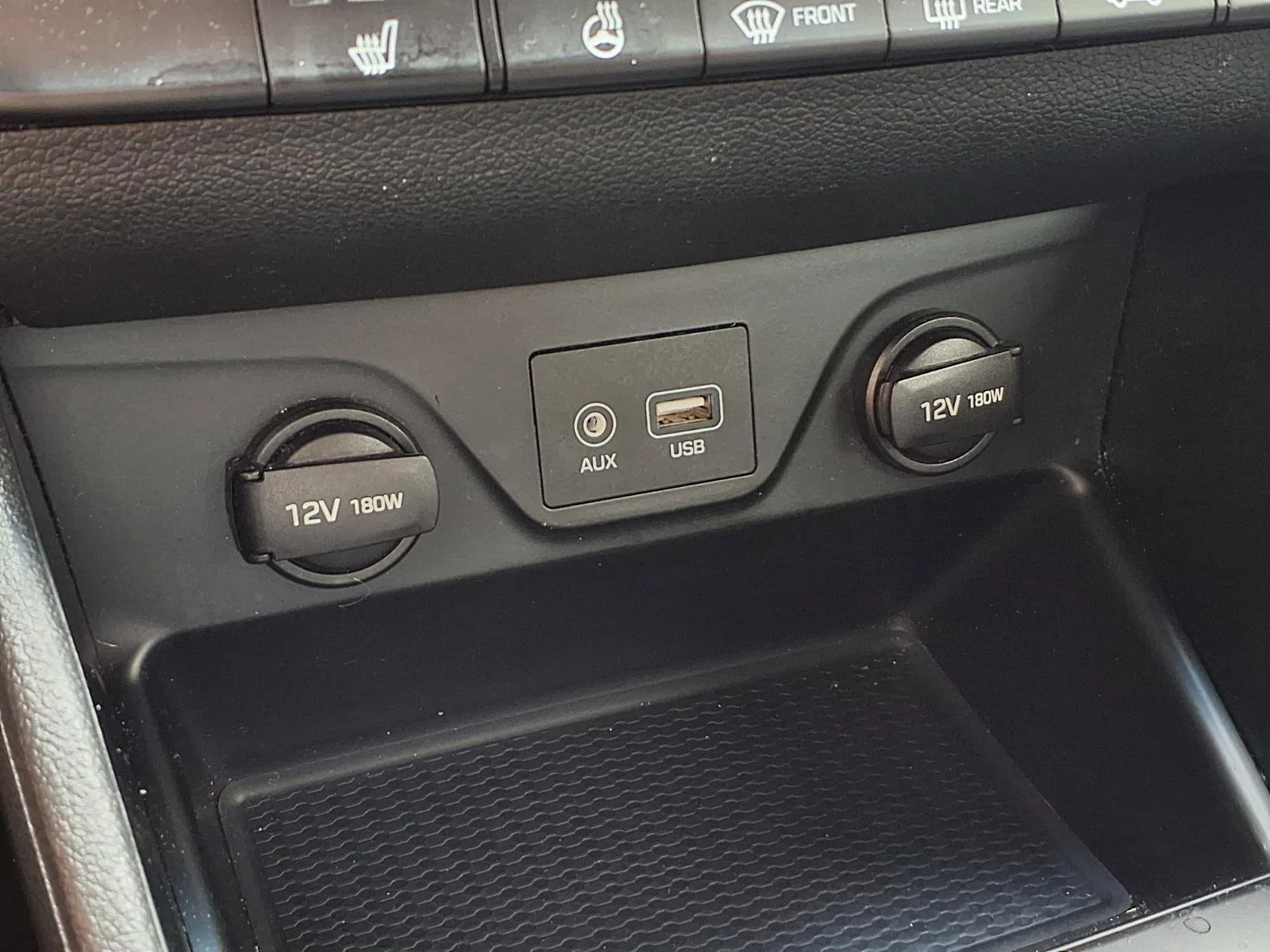 Used 2018  Hyundai Limited image 13