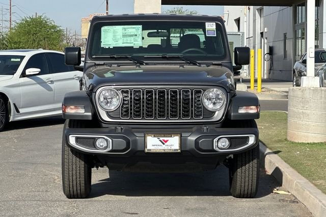New 2026 Granite Crystal Metallic Clear-Coat Exterior Paint Jeep Sport image 8