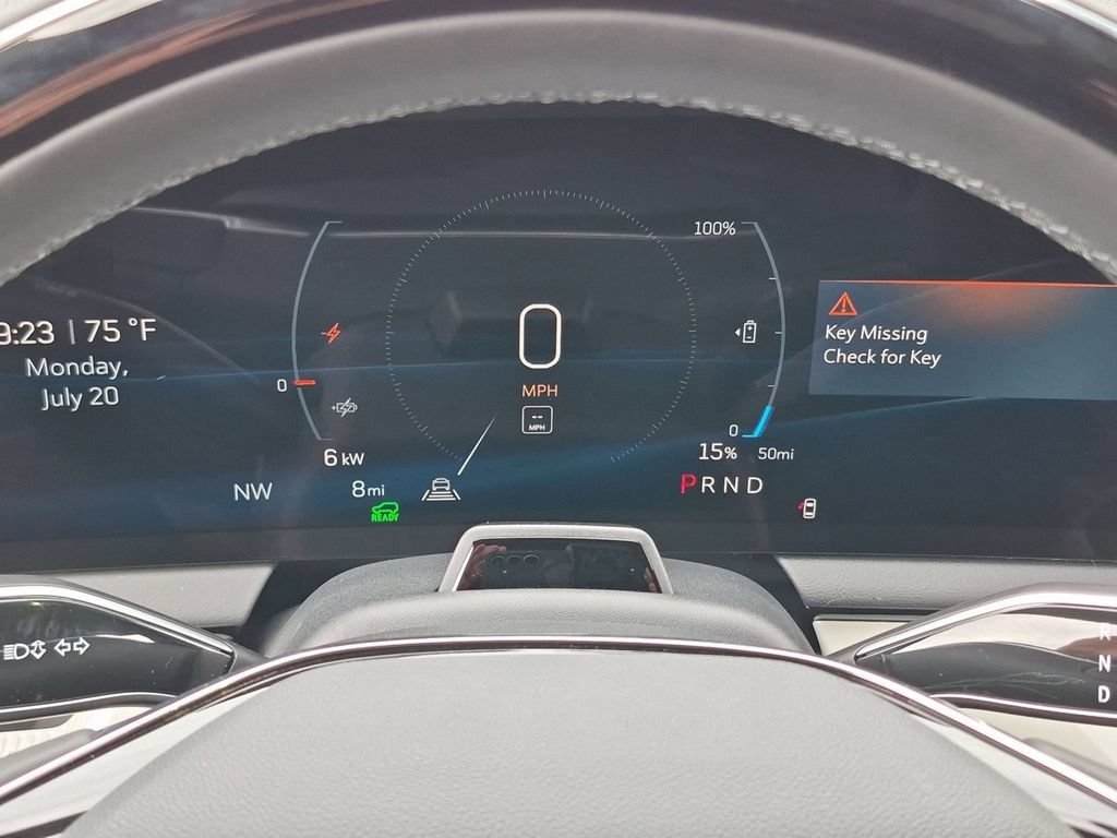 2027 Cadillac OPTIQ Luxury - Photo 11