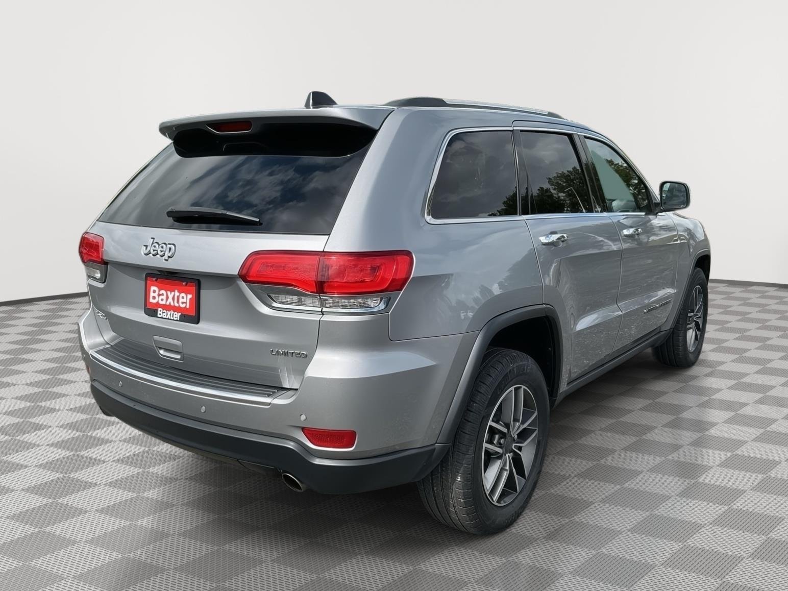 Used 2019 Billet Silver Metallic Clearcoat Jeep Limited image 25
