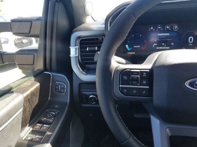 2025 Ford F-350 Super Duty Lariat - Photo 26