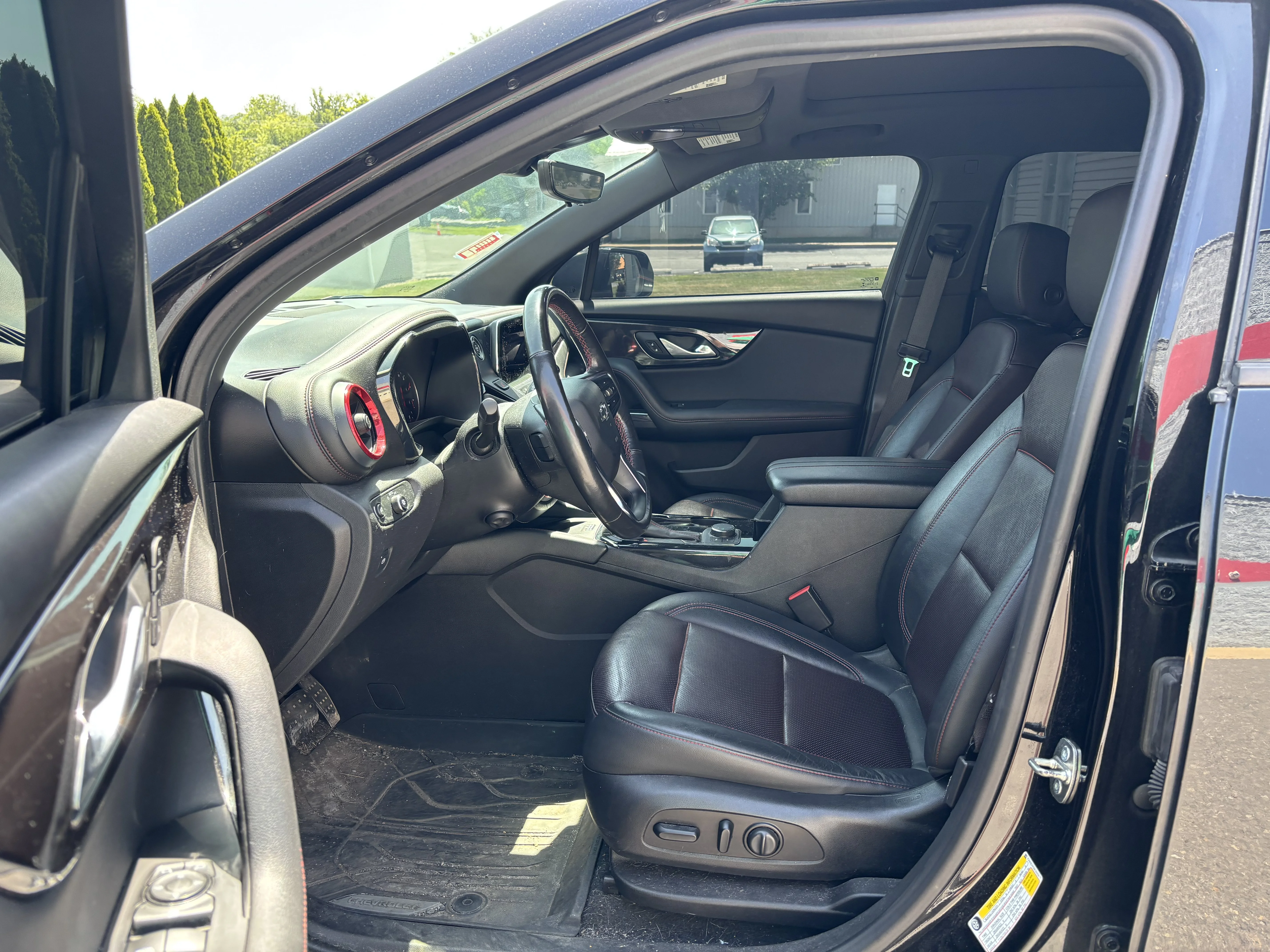 Used 2019 Black Chevrolet RS image 13