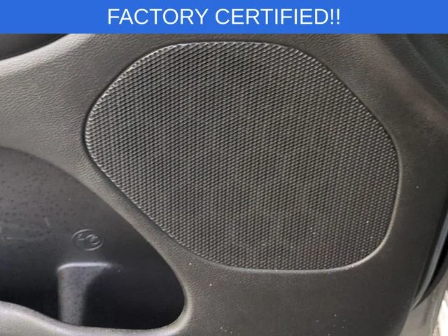 Used 2022 Gray Jeep Laredo X image 15