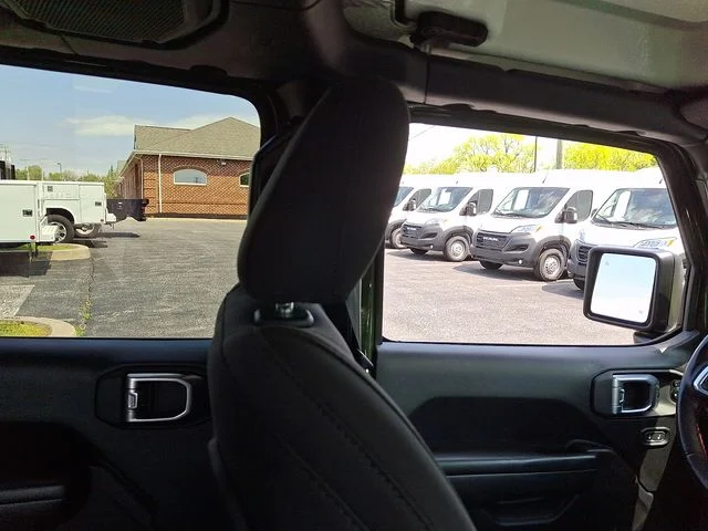 Used 2021 Green Jeep Unlimited Rubicon image 13