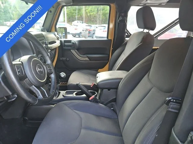 Used 2013 Beige Jeep Sport image 9
