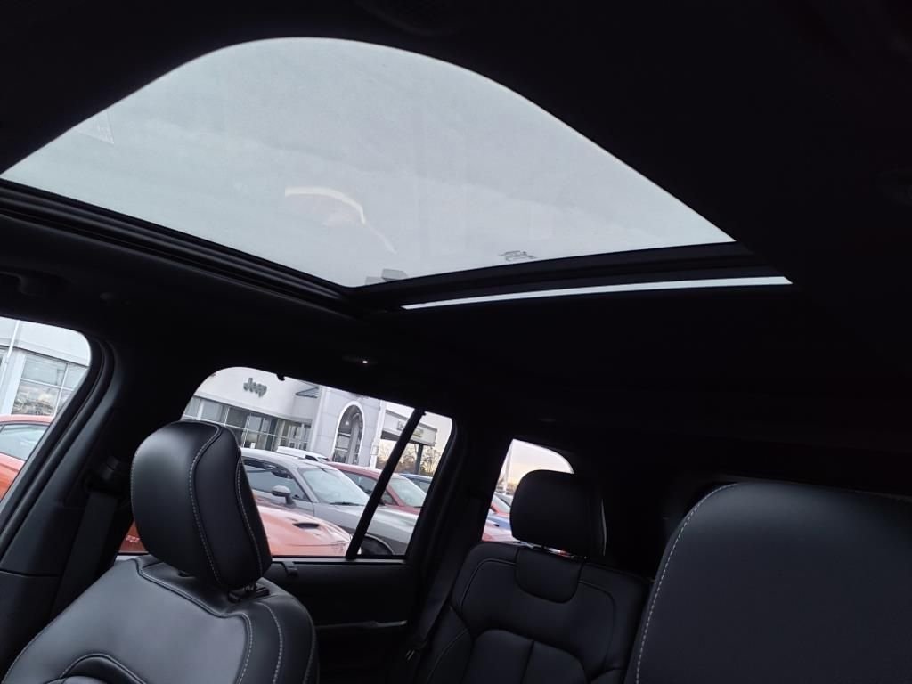 2025 Jeep Grand Cherokee Limited - Photo 11