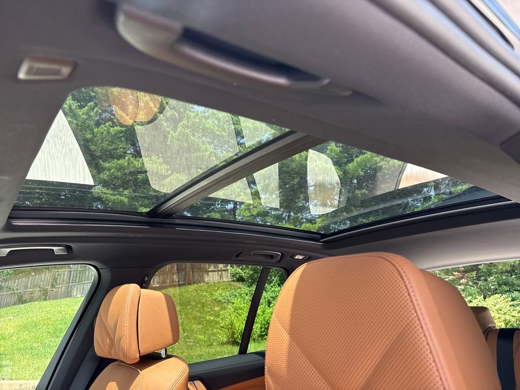 New 2026 Black BMW xDrive40i image 19