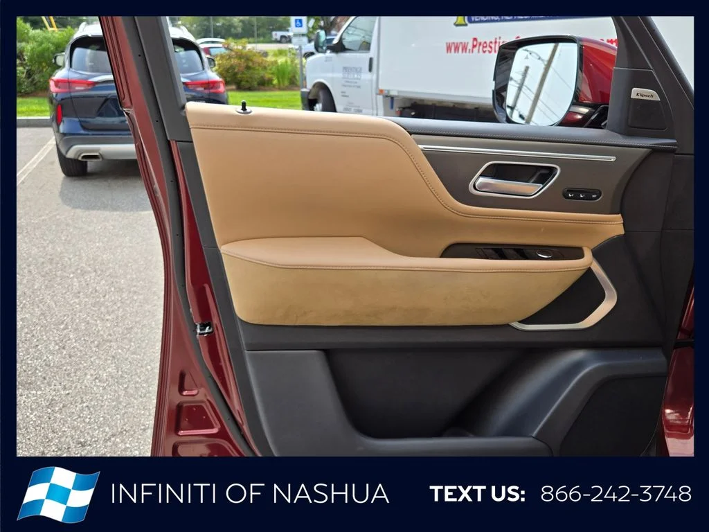 Certified Used 2025 Red INFINITI LUXE image 7