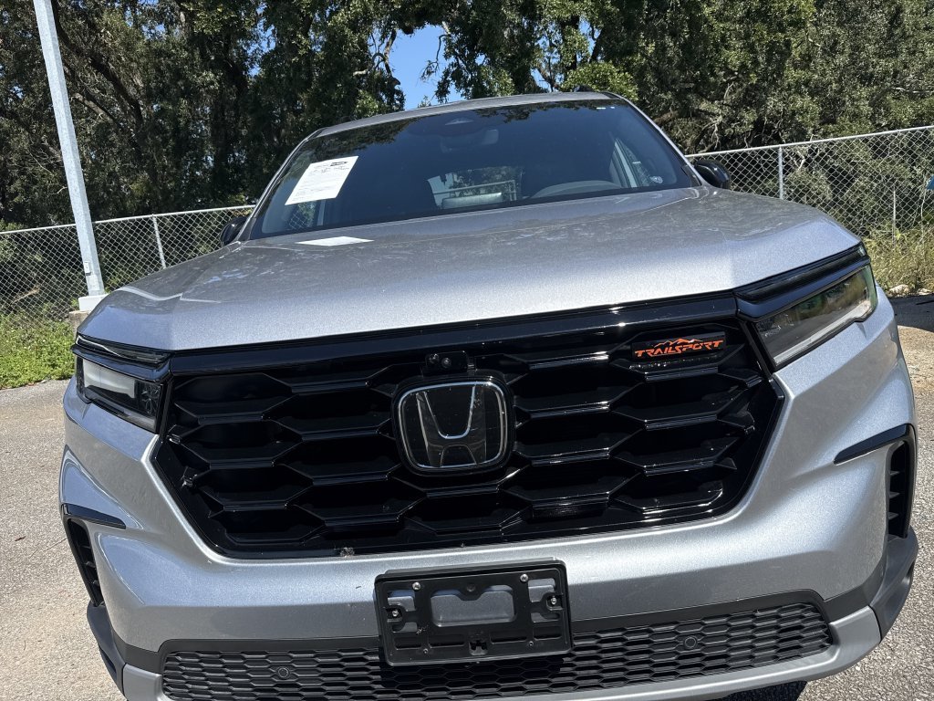 Used 2025  Honda TrailSport image 2