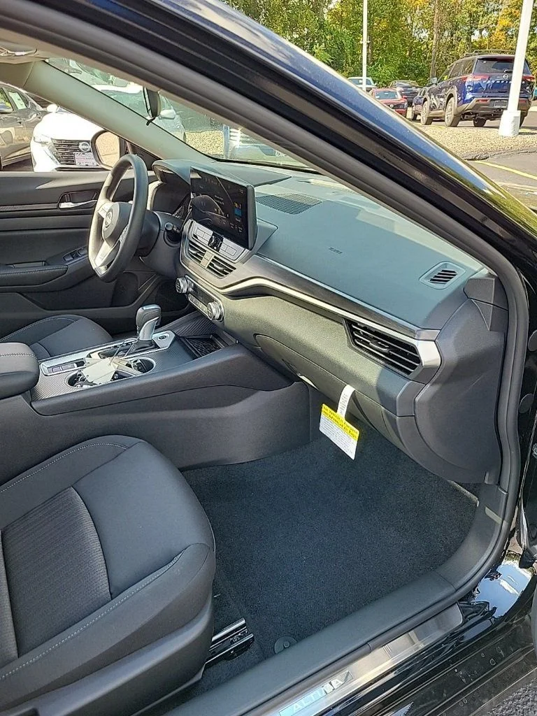 Certified Used 2025 Black Nissan 2.5 SV image 16
