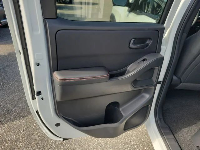 New 2026 White Nissan PRO-X image 25