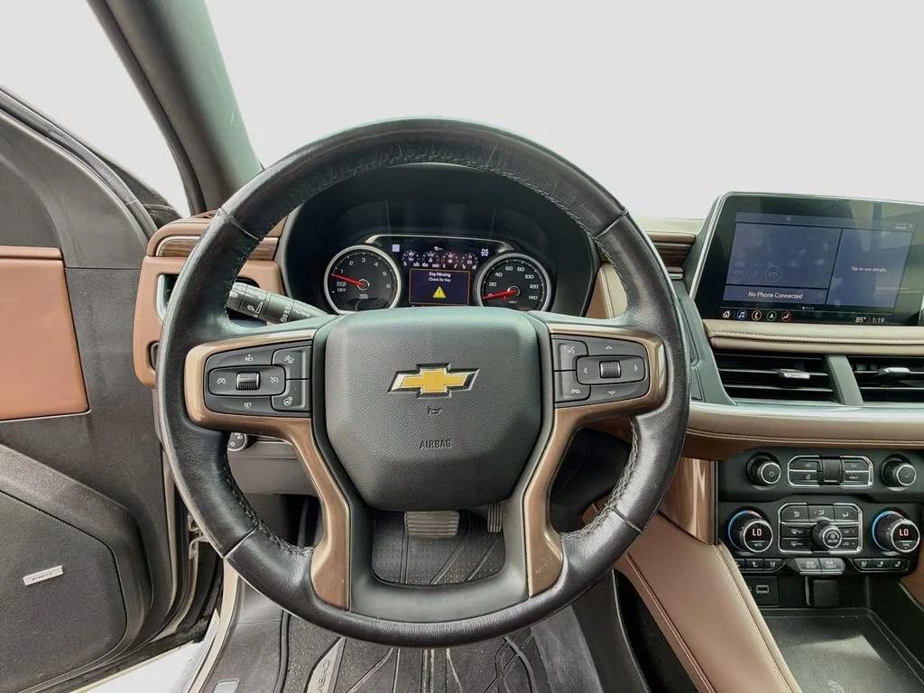 Used 2021 EMPIRE BEIGE METALLIC Chevrolet High Country image 11