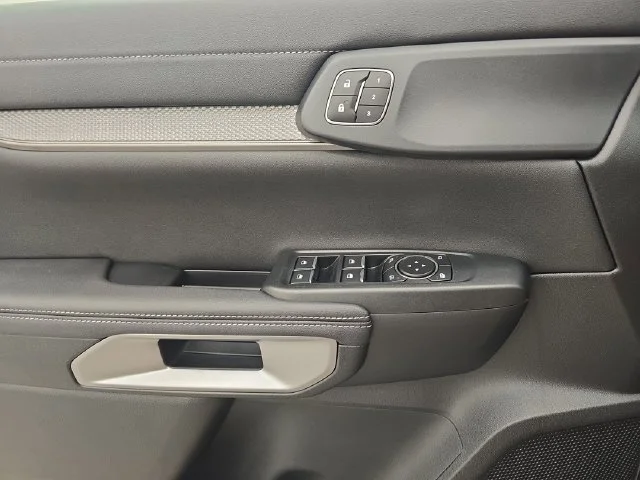 New 2026 Carbonized Gray Metallic Ford Lariat® image 38