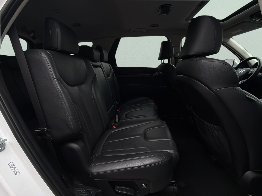 Used 2022 Hyper White Hyundai SEL image 20