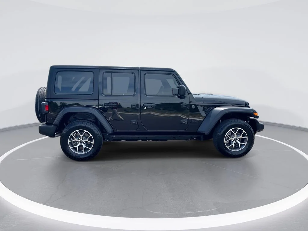 Used 2024 Black Jeep Sport S image 9