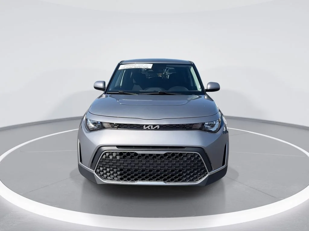 Used 2025 Gray Kia LX image 3