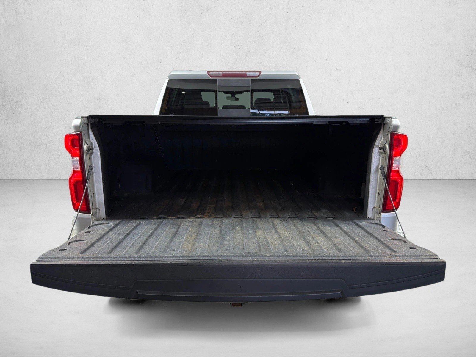 Used 2019 Silver Ice Metallic Chevrolet LT Trail Boss image 18