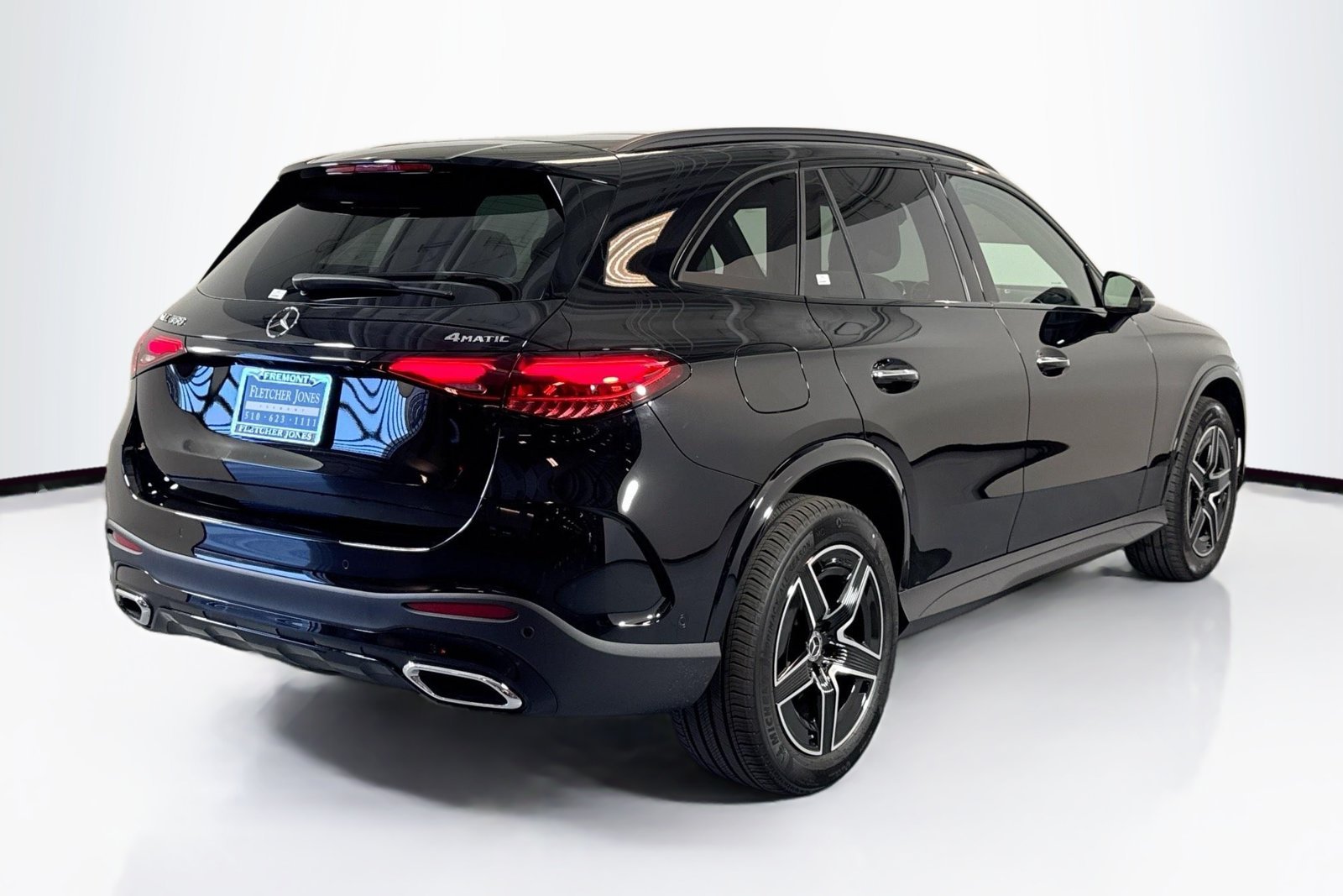 New 2026 Black Mercedes-Benz GLC 300 image 5