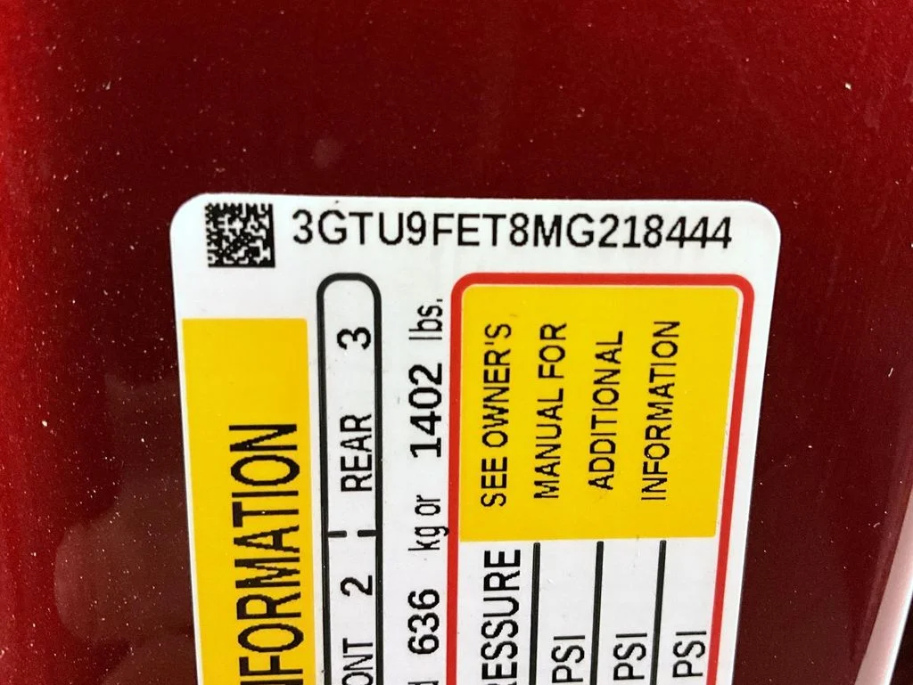 Used 2021 Red GMC Denali image 25