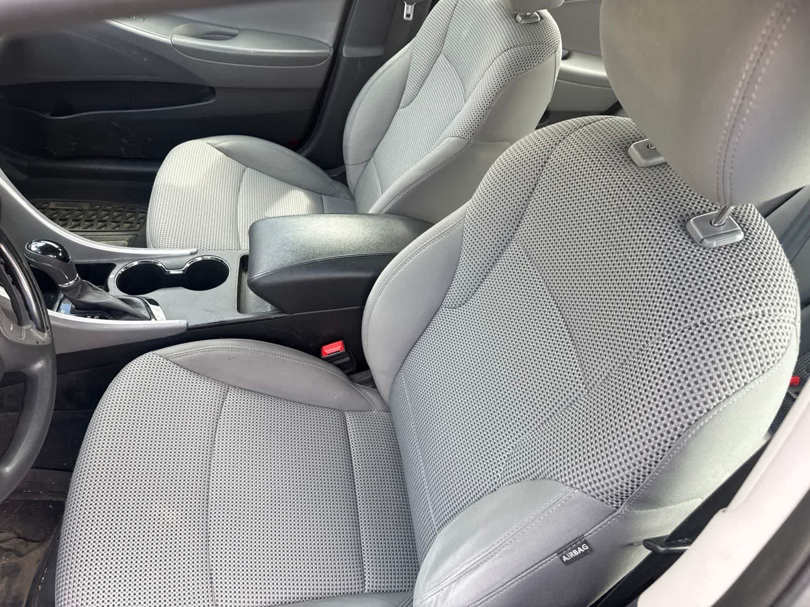 Used 2012 Harbor Gray Metallic Hyundai GLS image 16