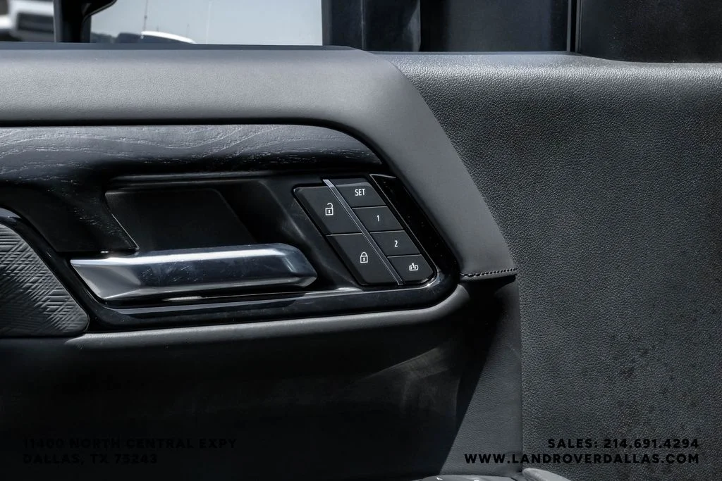 Used 2024 Onyx Black GMC AT4X image 41