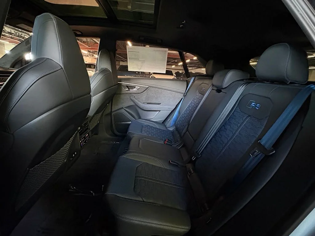 New 2027 Satellite Silver Metallic Audi 4.0T image 13