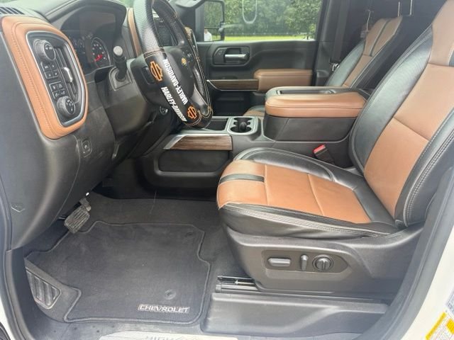 Used 2022 Beige Chevrolet High Country image 9