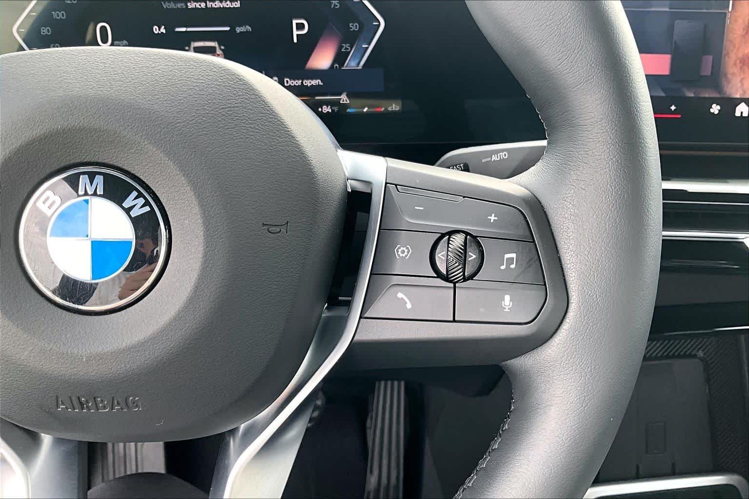 Used 2026 Dune Grey Metallic BMW xDrive28i image 21