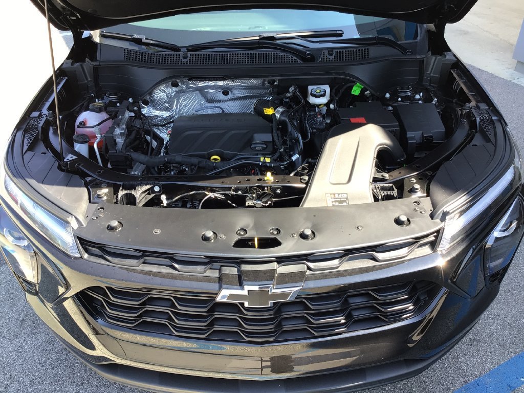 2026 Chevrolet Trax LT - Photo 36