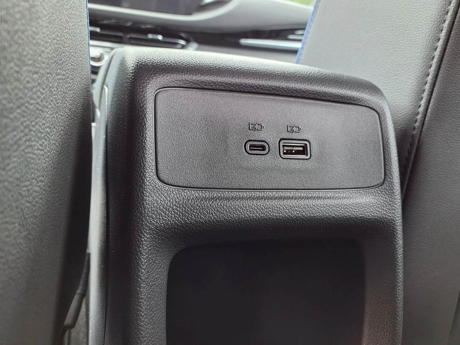 2026 Buick Envista Sport Touring - Photo 17
